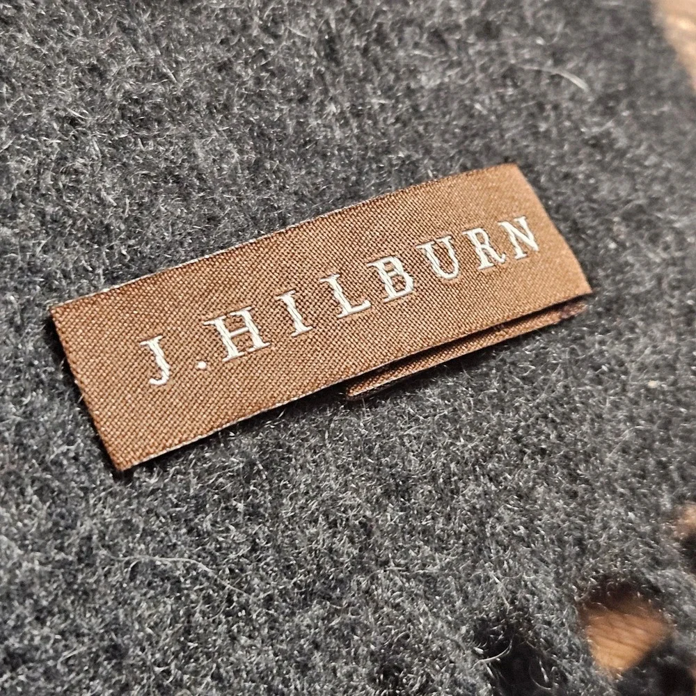 J. Hilburn Mens 100% Cashmere Christmas 2012 Scarf Fringed Charcoal Italy 14x66
